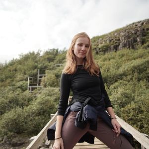 Meet your Posher, Caryn